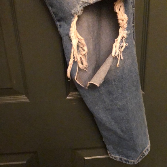 RIPPED MOM JEANS - Picture 5 of 6